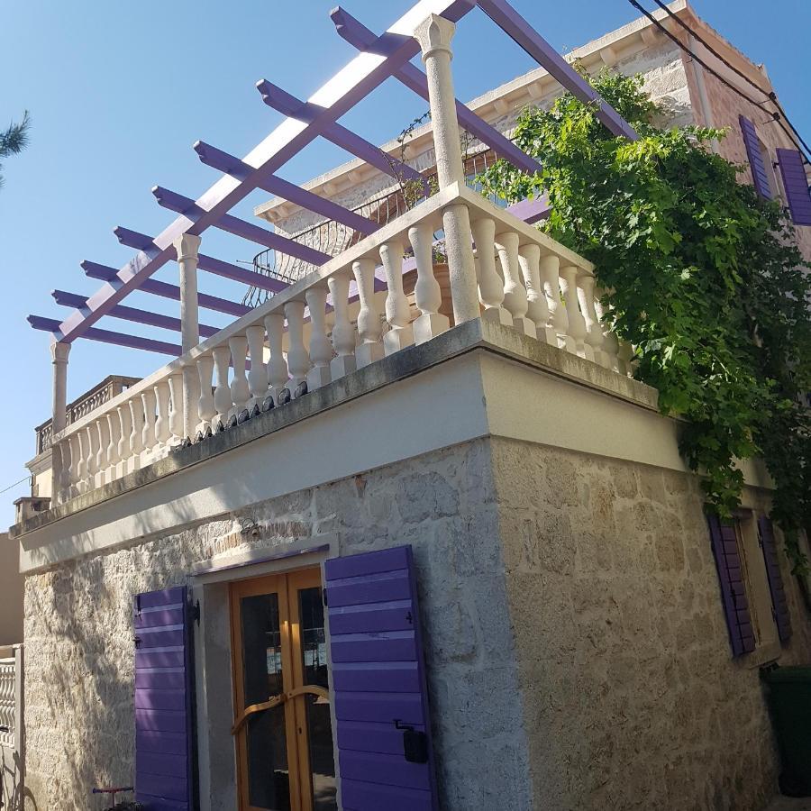 Jardin Kapetanova Kuca Apartment Veli Iz Luaran gambar