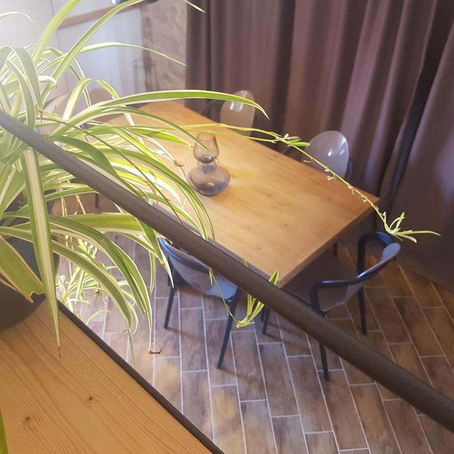 Jardin Kapetanova Kuca Apartment Veli Iz Luaran gambar