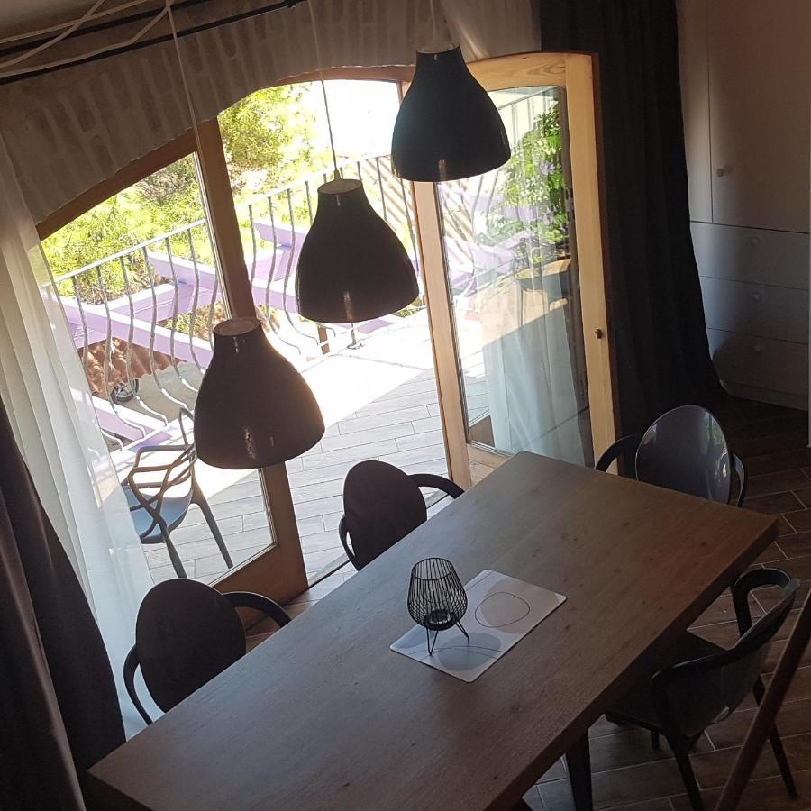 Jardin Kapetanova Kuca Apartment Veli Iz Luaran gambar