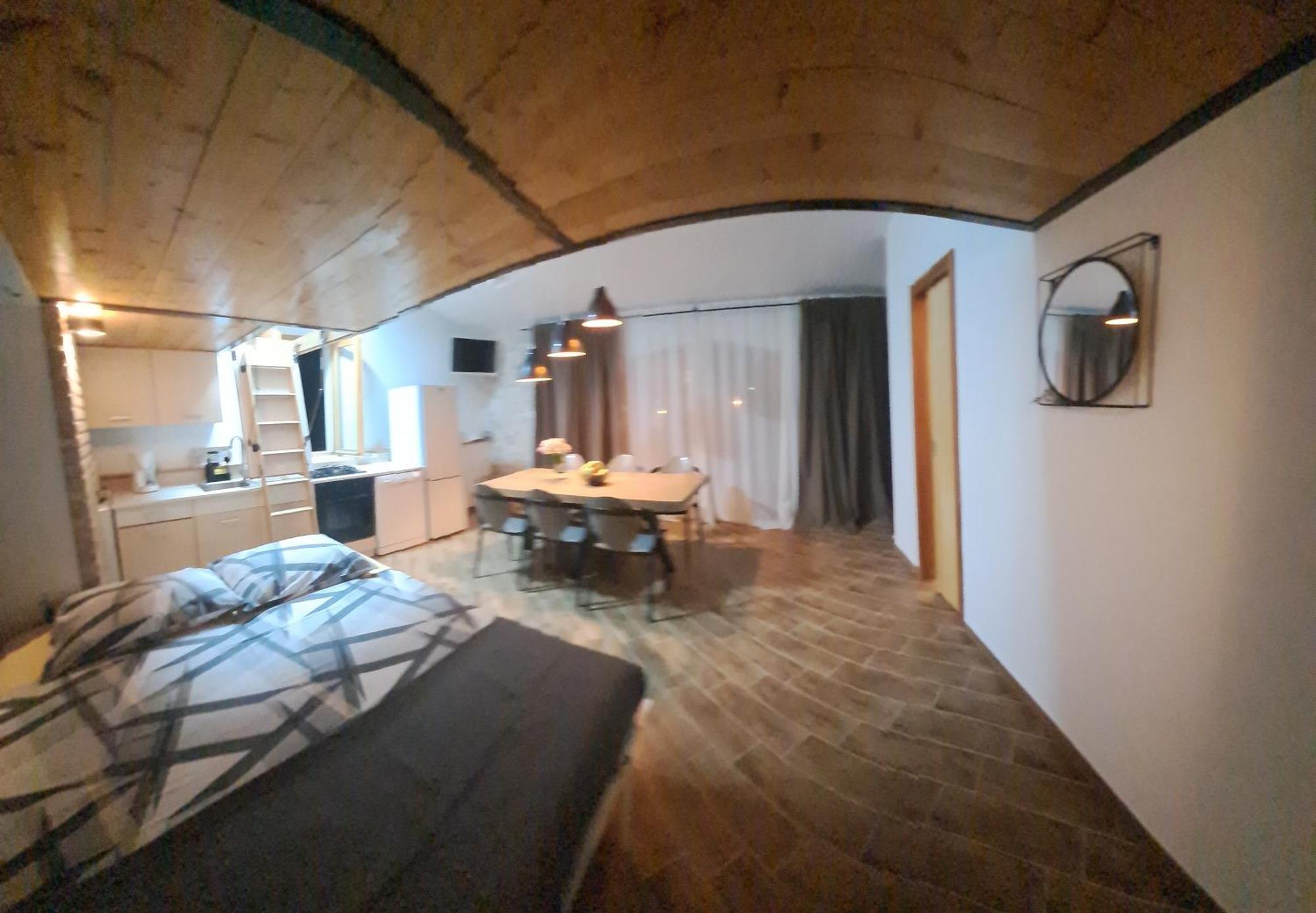 Jardin Kapetanova Kuca Apartment Veli Iz Luaran gambar