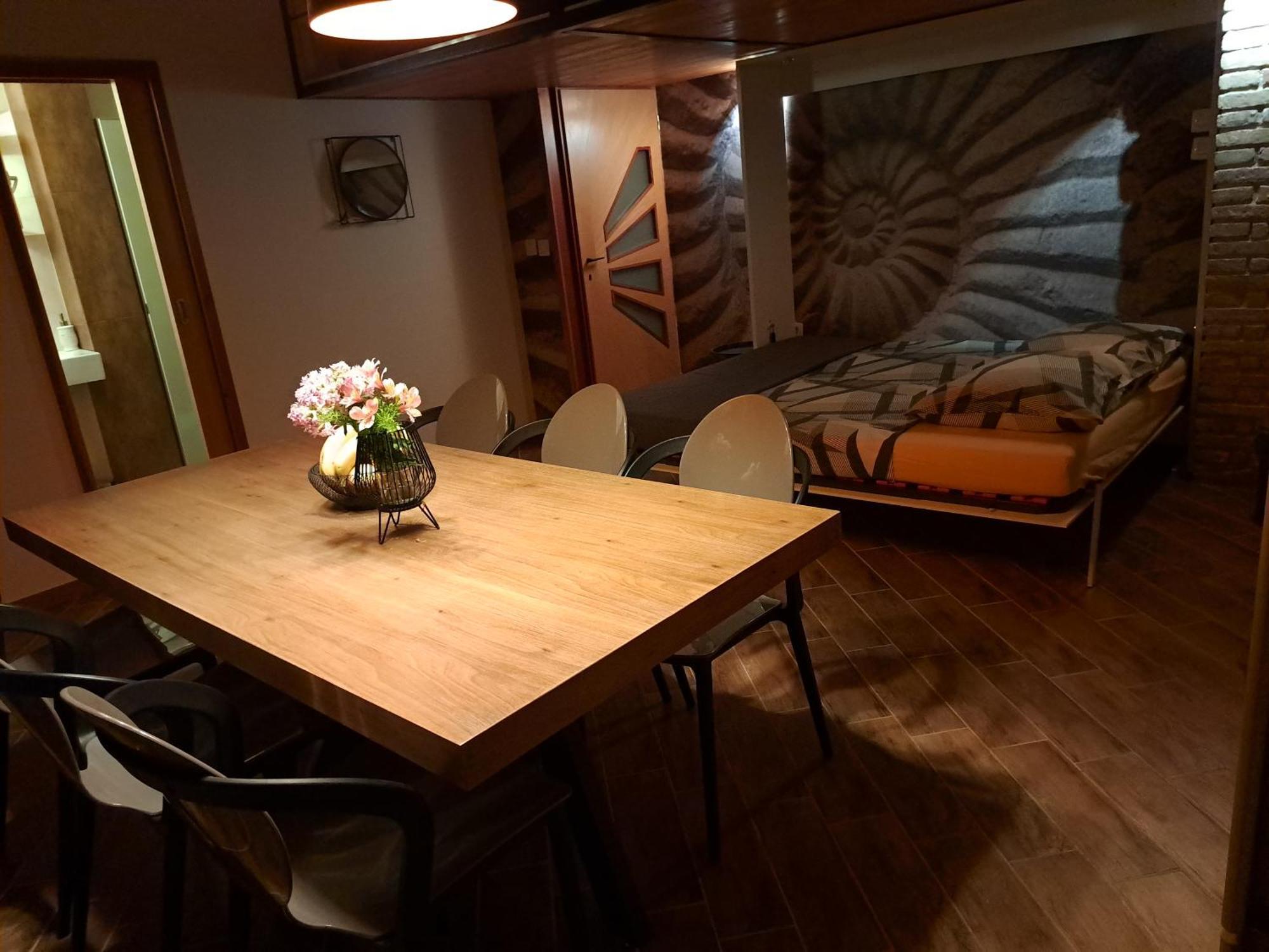Jardin Kapetanova Kuca Apartment Veli Iz Luaran gambar