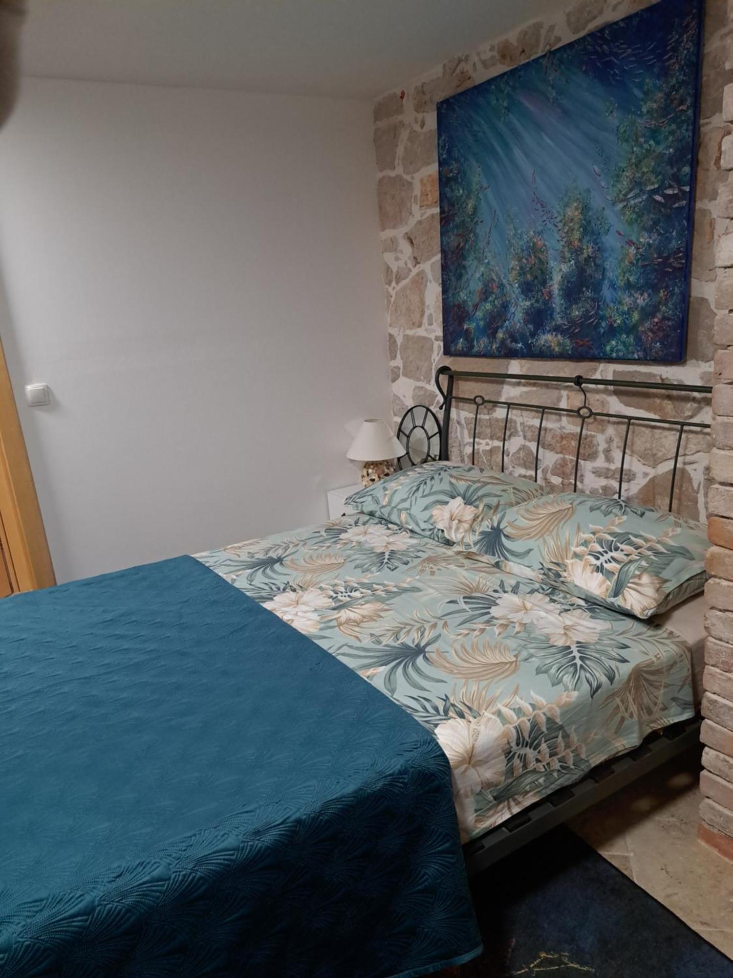 Jardin Kapetanova Kuca Apartment Veli Iz Luaran gambar