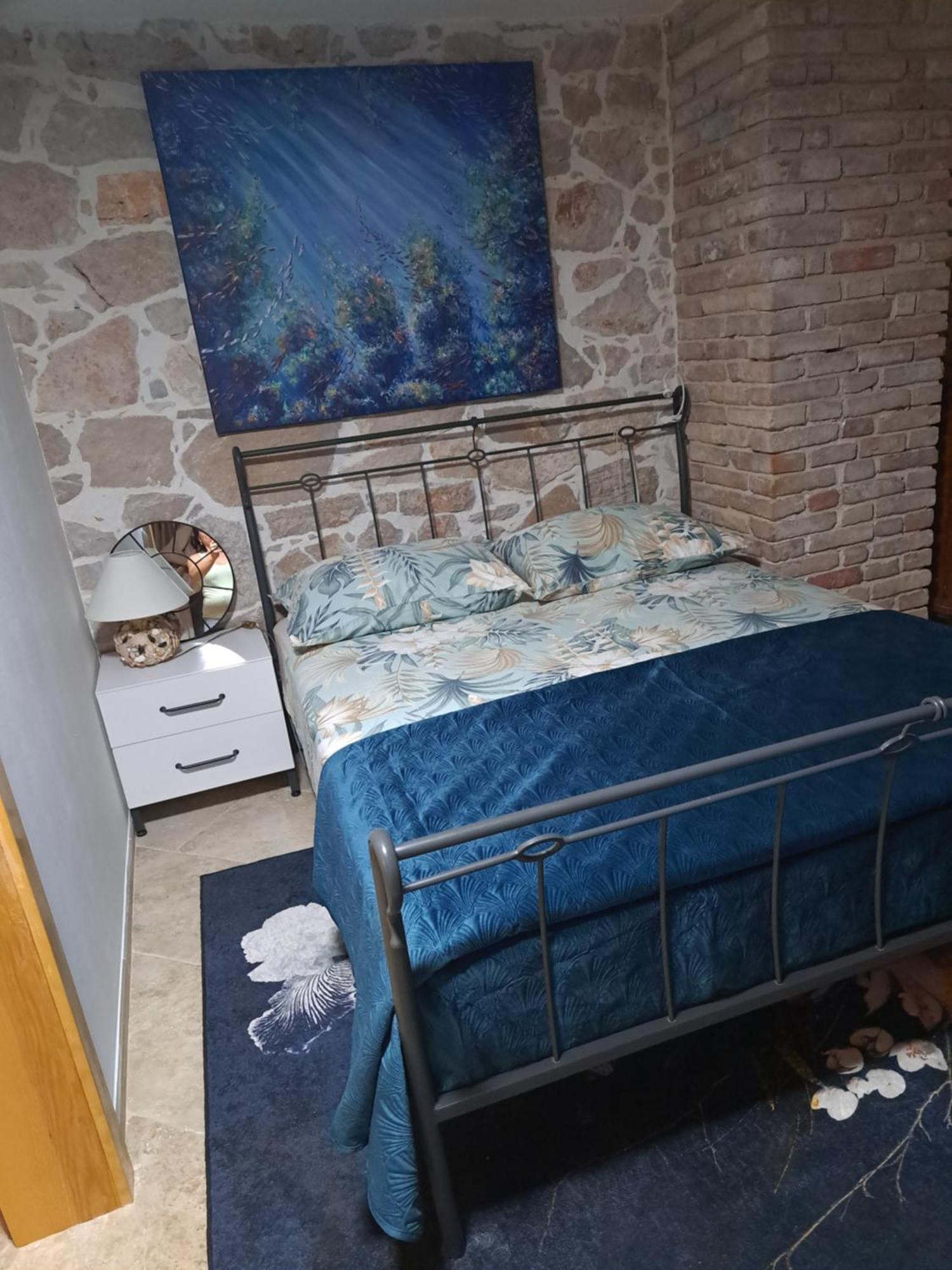 Jardin Kapetanova Kuca Apartment Veli Iz Luaran gambar